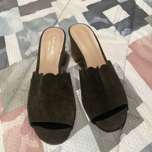 KATE SPADE | Scalloped Edge Sandal Cork Heel Green | Size 8.5